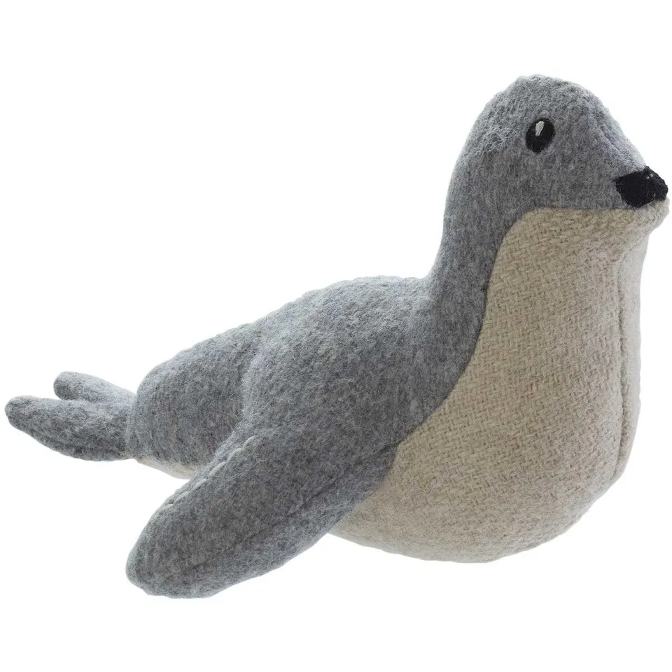 hunter-skagen-seerobbe-hundespielzeug-25-cm-ohne-squeaker-aus-recycelten-materia image 1