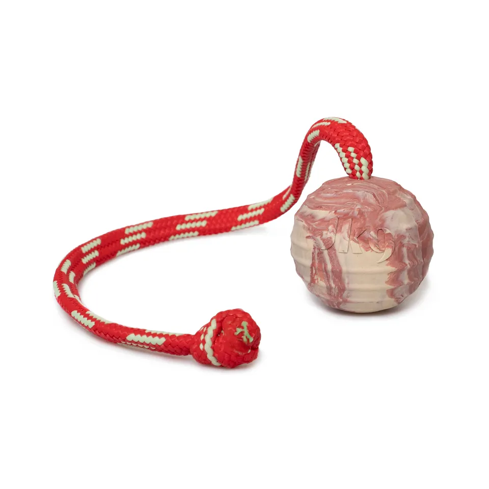 julius-k9-idc-kautschuk-ball-50-mm-mit-schnur-und-verstellbarem-griff-geriffelt- image 1