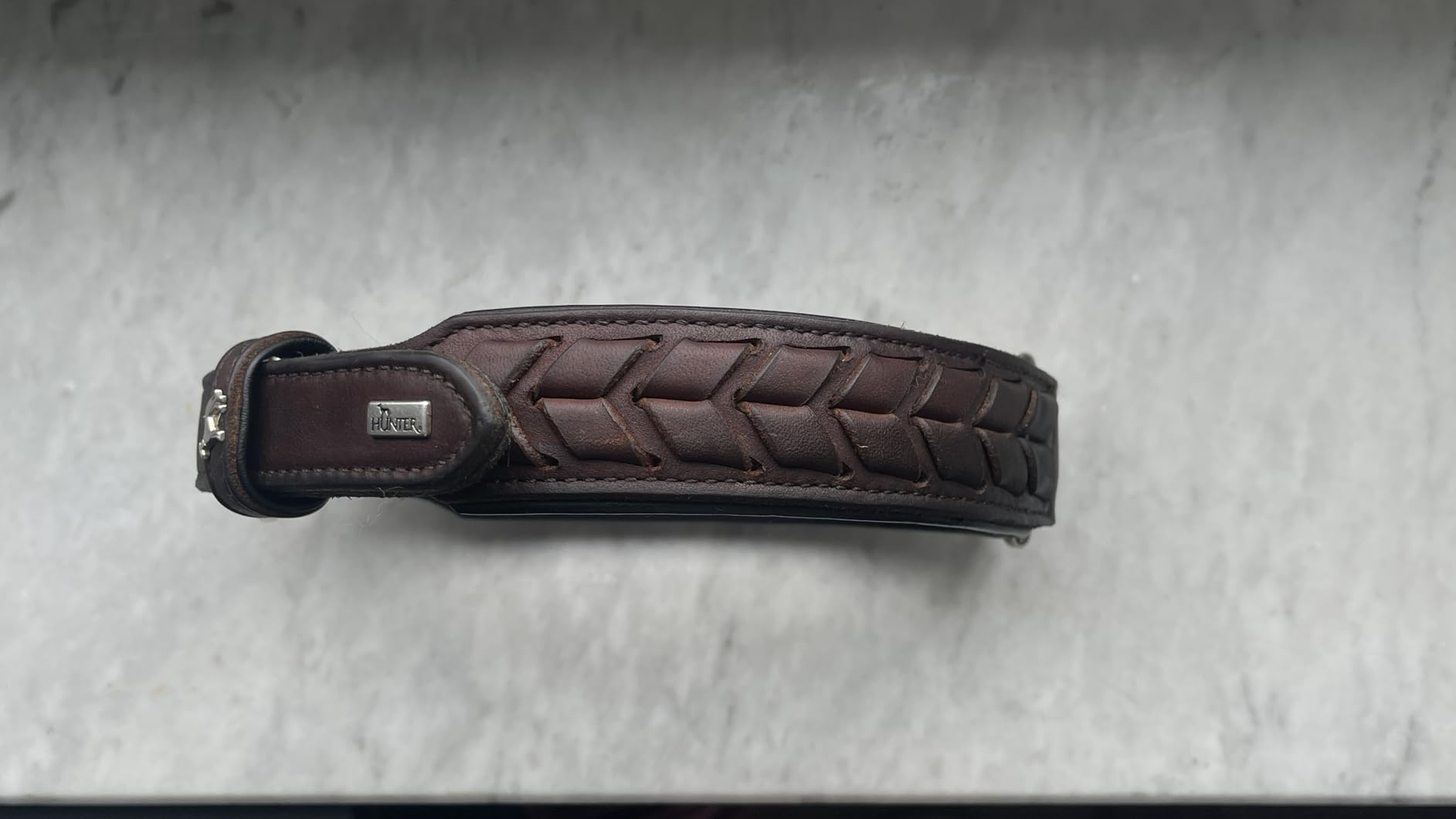 Sehr schönes Halsband