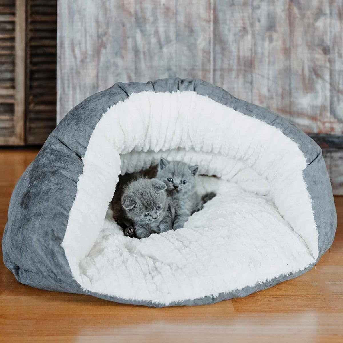 hunter-katzenh-hle-brighton-grau-kuscheliges-katzenbett-mit-soft-pl-sch-maschine image 2